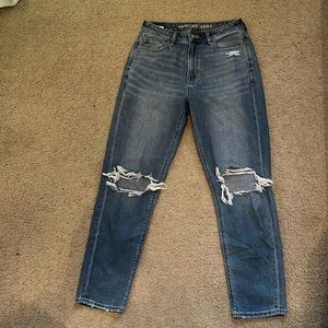 American Eagle Mom jeans size 4